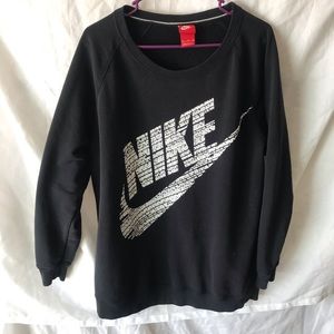 Oversized Nike long sleeve